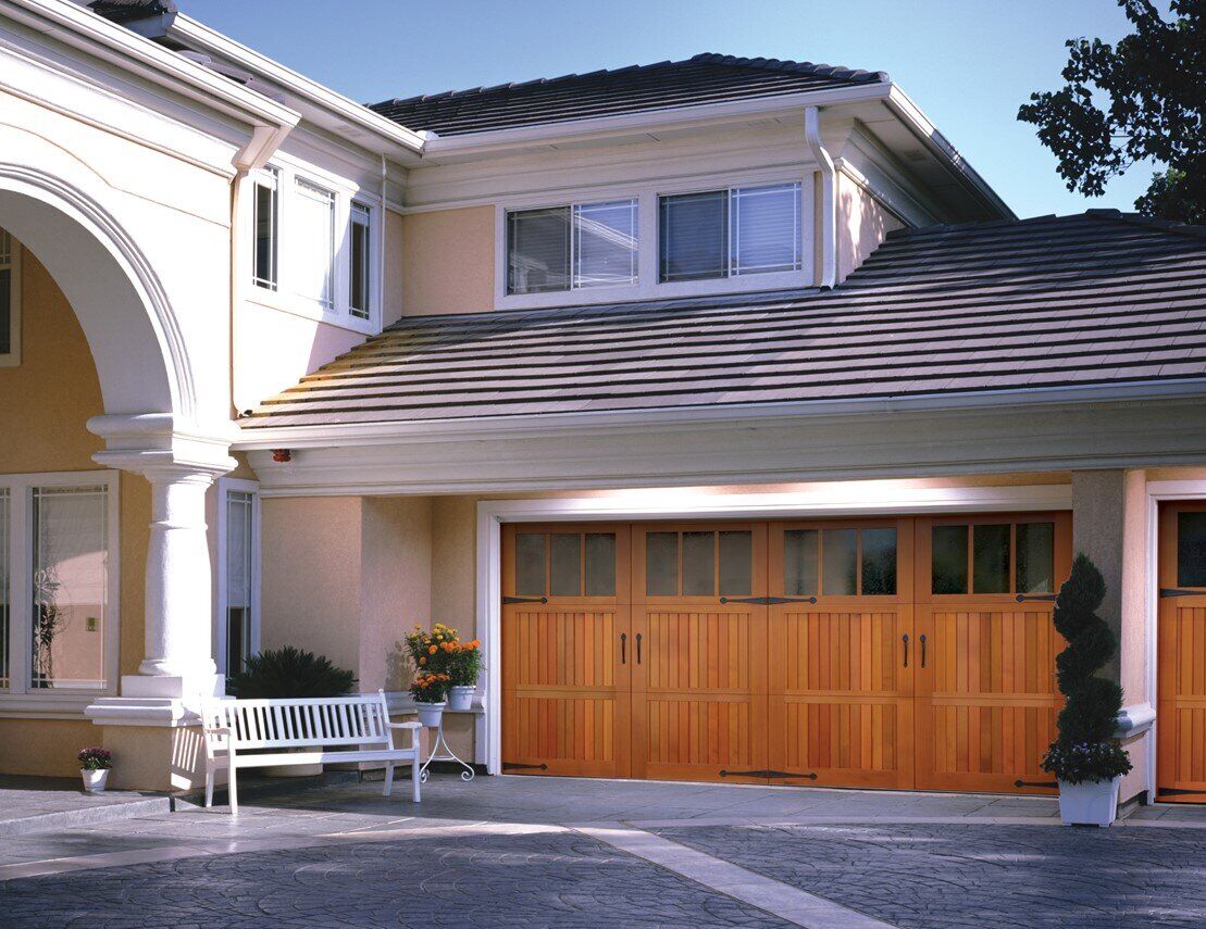 Carriage Wood Garage Door Gallery,Overhead Door of Kearney