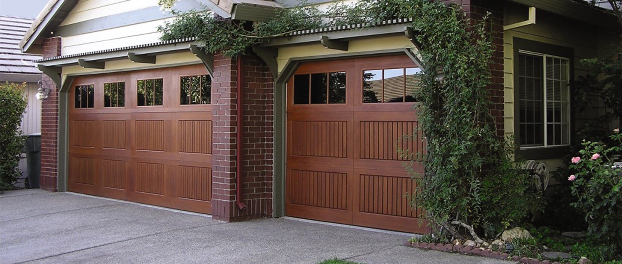 Impression Fiberglass Garage Doors, Overhead Door of Kearney™