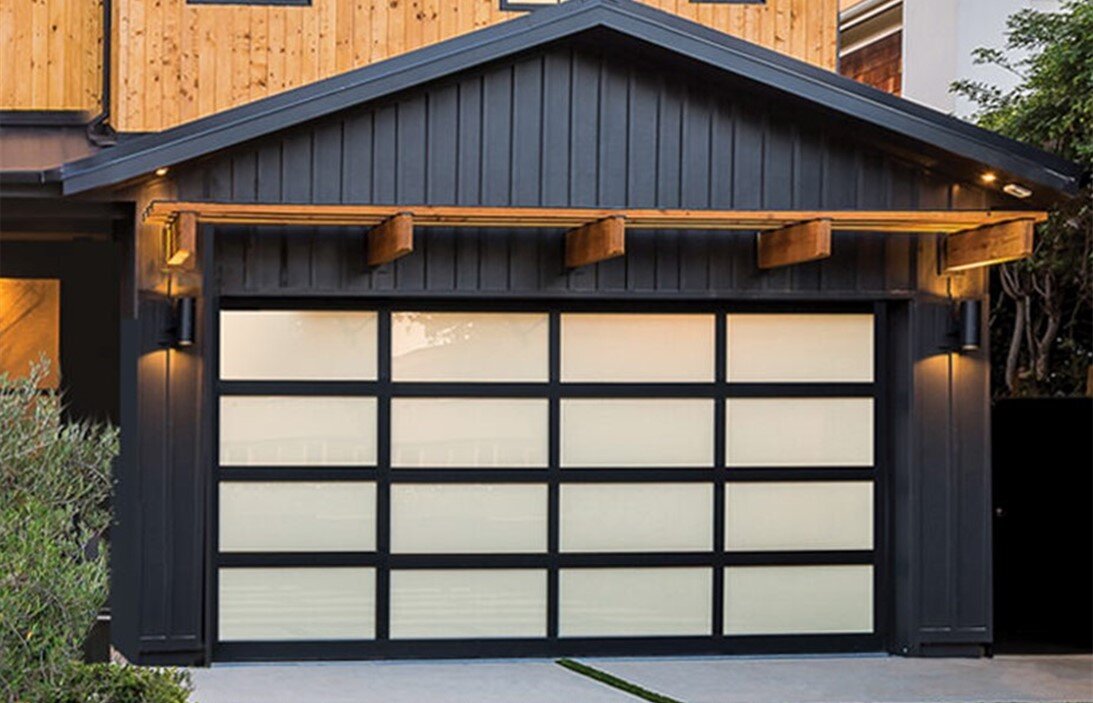 Residential Garage Doors, Overhead Door Company of Kearney™