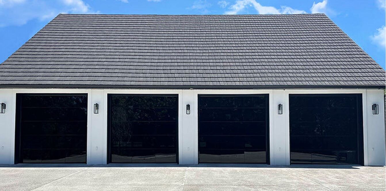 Envy™​ Full View Glass, Overhead Door Company of Kearney™